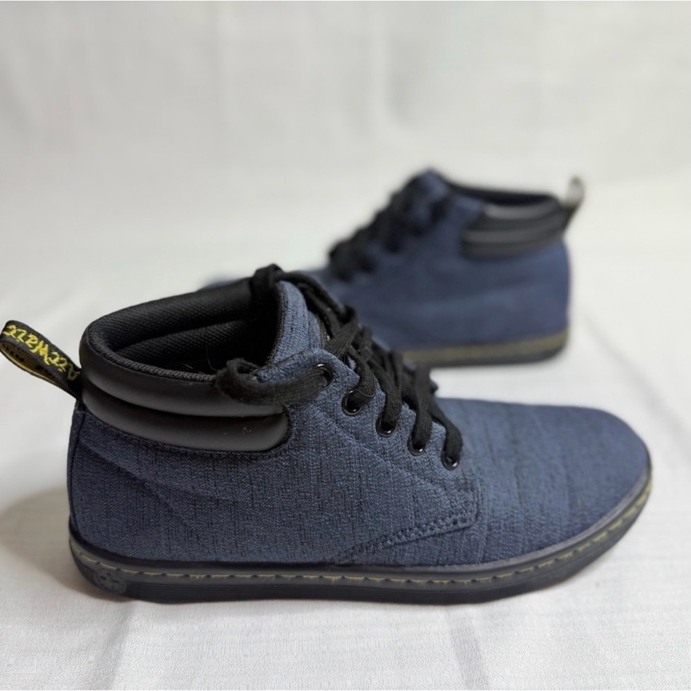 Dr. Martens Maelly Women's Boots Blue Canvas Shoes in Indigo - Size: 10